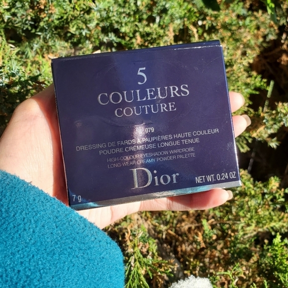 Dior Black Bow Eyeshadow Palette - Picture 2 of 2